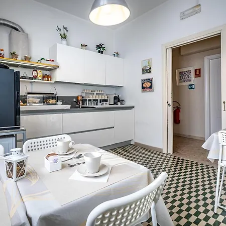 Maison Bianca Alojamento de Acomodação e Pequeno-almoço Florença