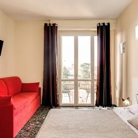 Maison Bianca Bed and Breakfast